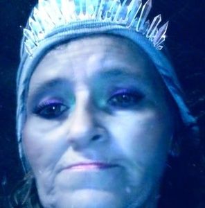 Meet your Posher, Debra